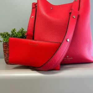 Kate Spade New York Marti Large Bucket Bag with Matching Wallet